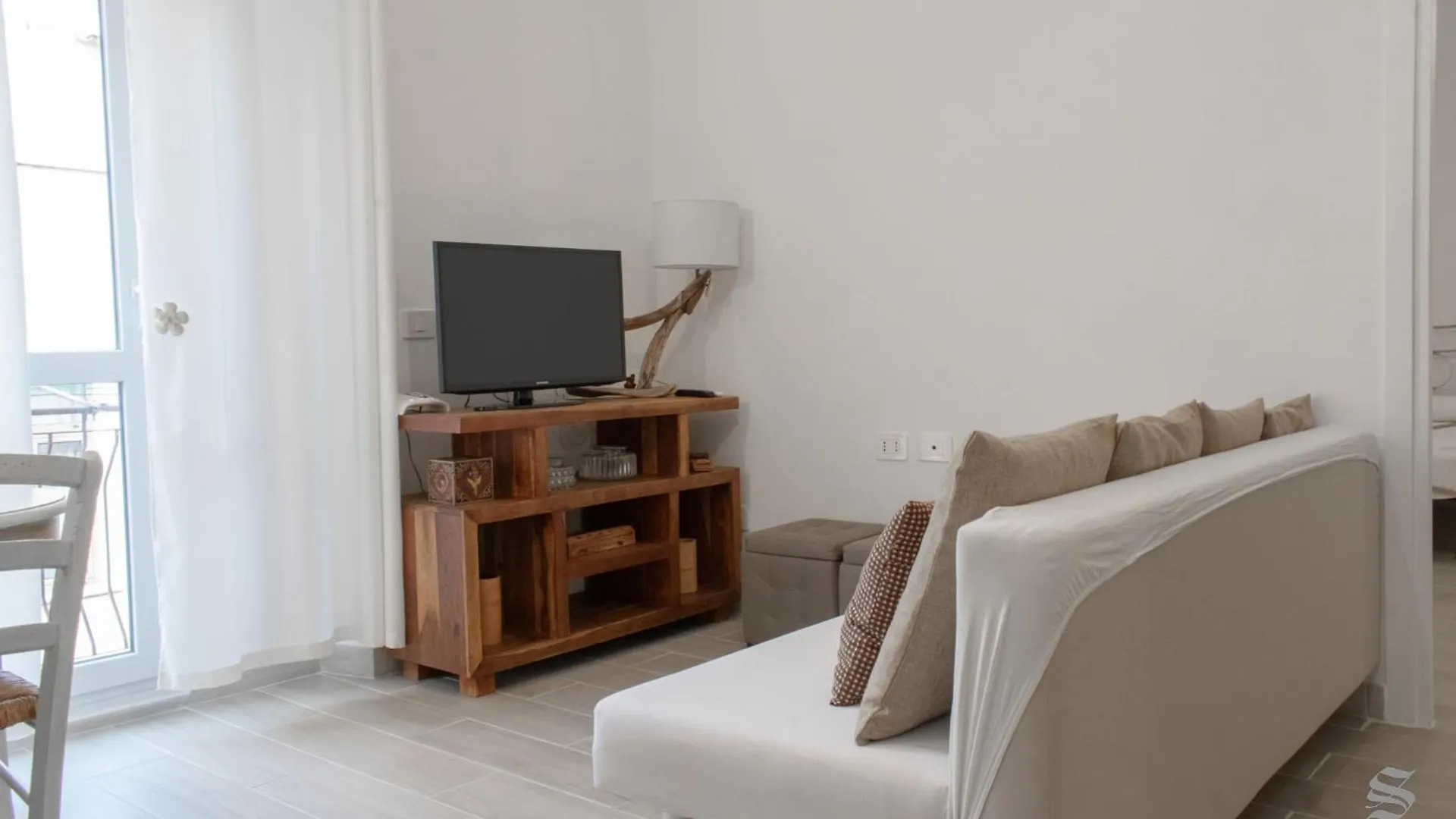ארזח'ינה Sara'S Apartments 0*,  איטליה